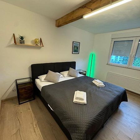 Schoene Ruhige Wohnung In Anliegerstrasse Essen Eksteriør billede